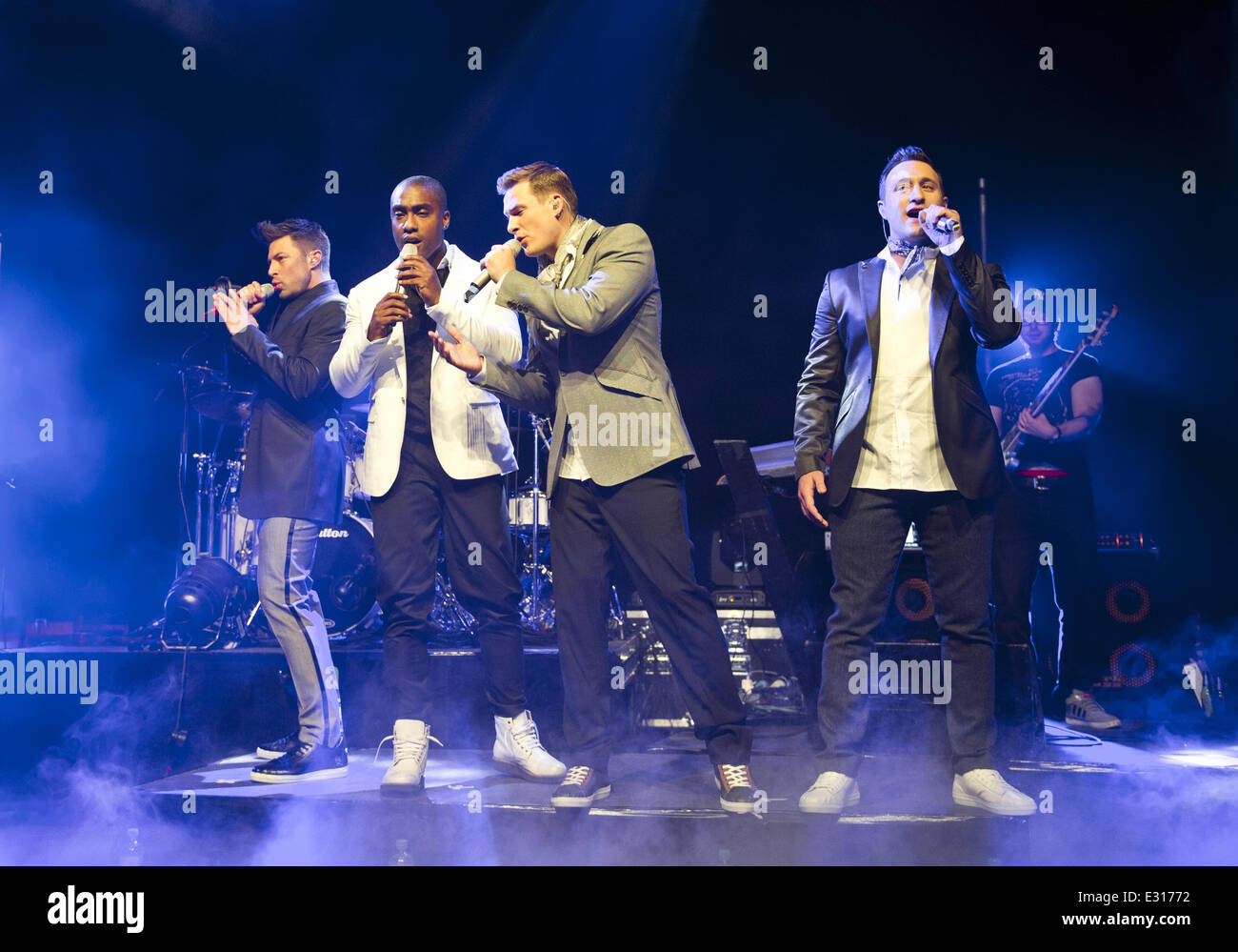 Blue performing live at the Shepherds Bush Empire Featuring: Blue,Lee ...