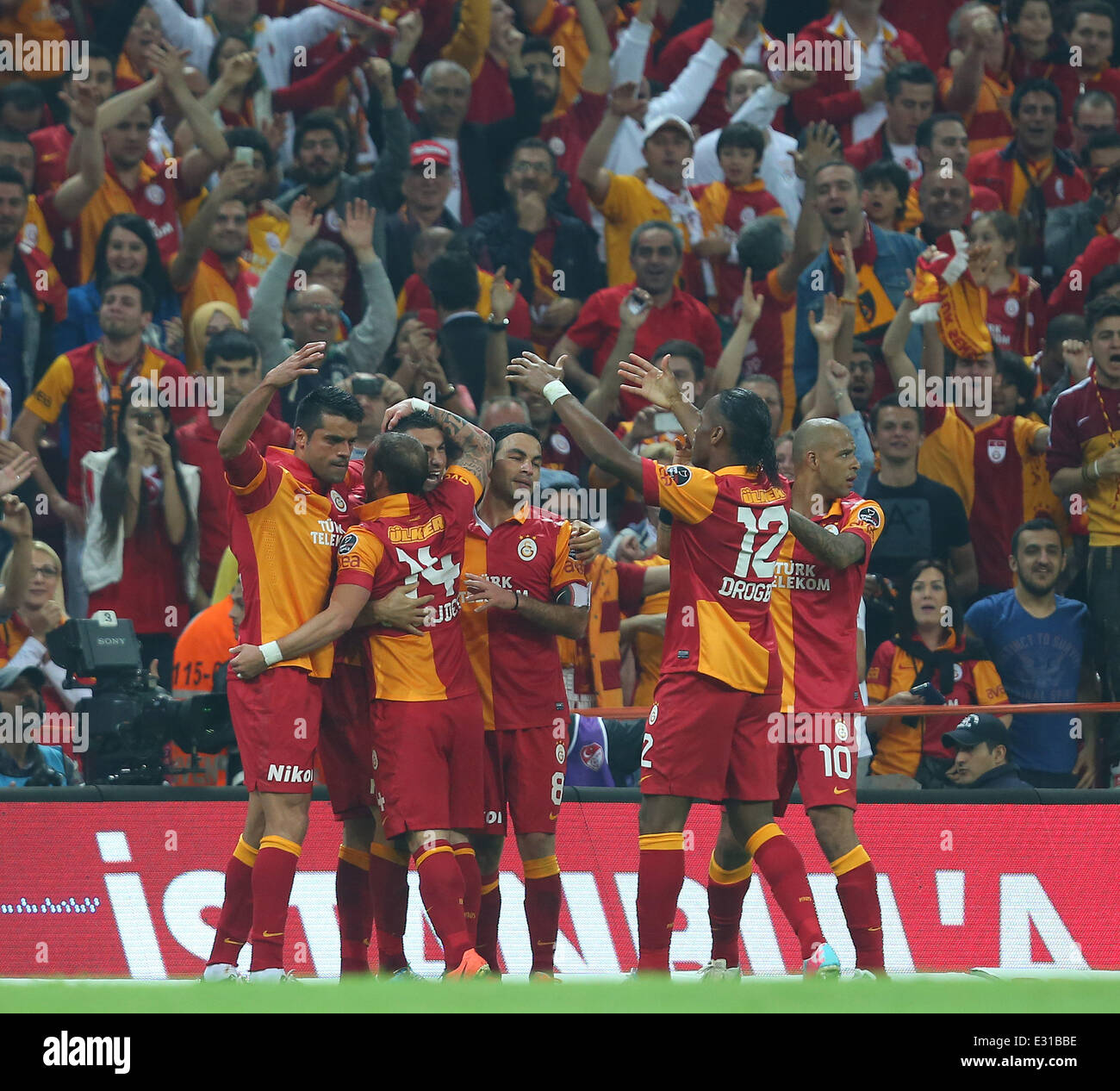 Galatasaray Football club win their 19th Spor Toto Super League title after victory over Sivasspor at Turk Telekom Arena Stadium in Istanbul Match Score: Galatasaray 4 - Sivasspor 2  Featuring: Atmosphere Where: Istanbul, Turkey When: 05 May 2013 Stock Photo