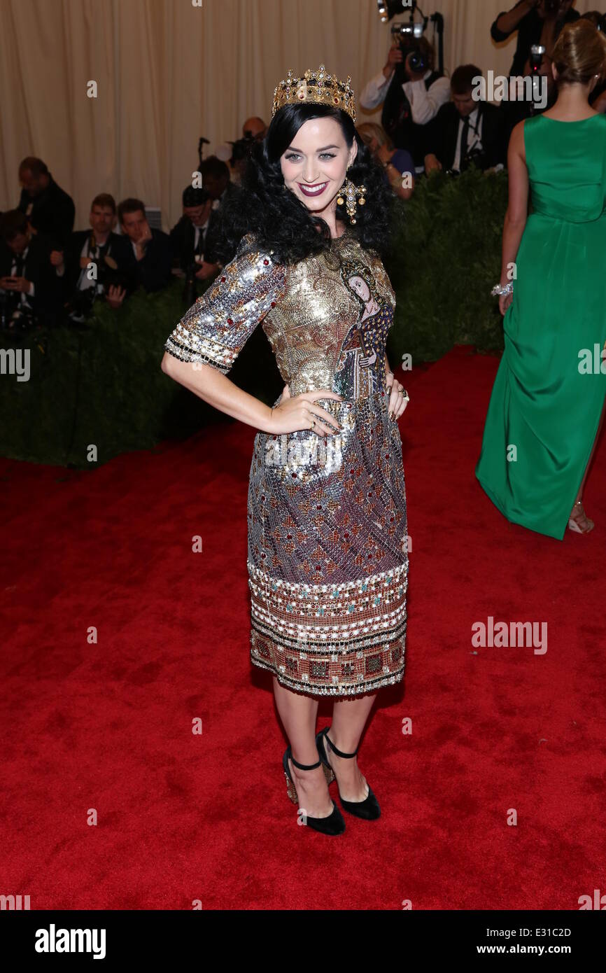 'PUNK: Chaos to Couture' Costume Institute Gala at The Metropolitan Museum of Art  Featuring: Katy Perry Where: New York City, N Stock Photo