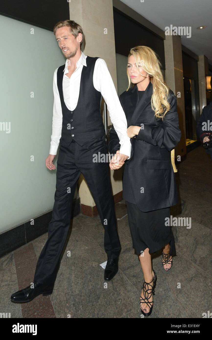 Abbey Clancy and Peter Crouch spotted on a family day out in London. (Photo  by Brett Cove / SOPA Images/Sipa USA Stock Photo - Alamy