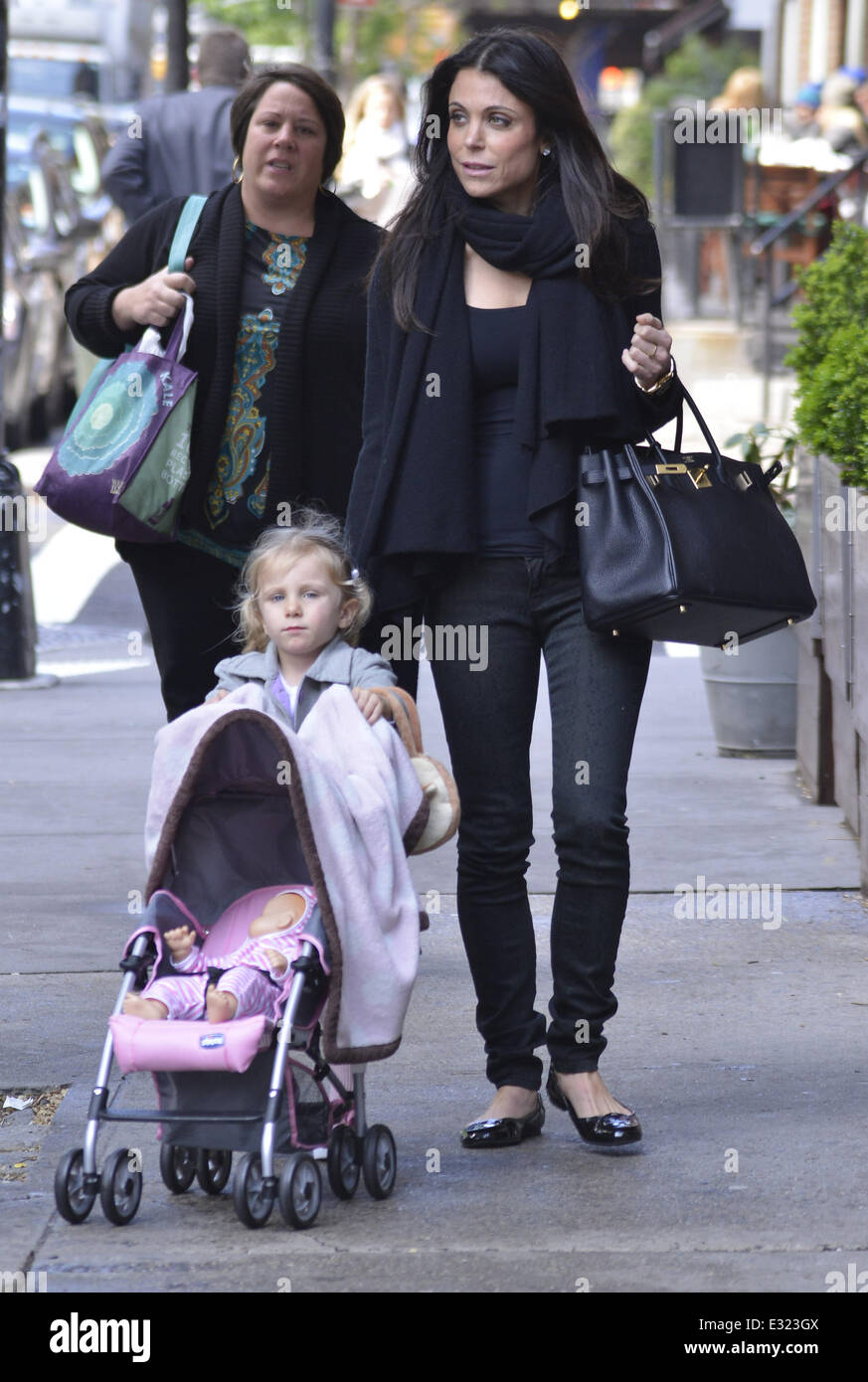 Bethenny Frankel takes her daughter Bryn Hoppy to the park and later go