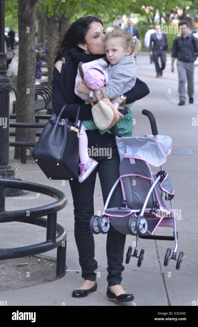 Bethenny Frankel takes her daughter Bryn Hoppy to the park and later go