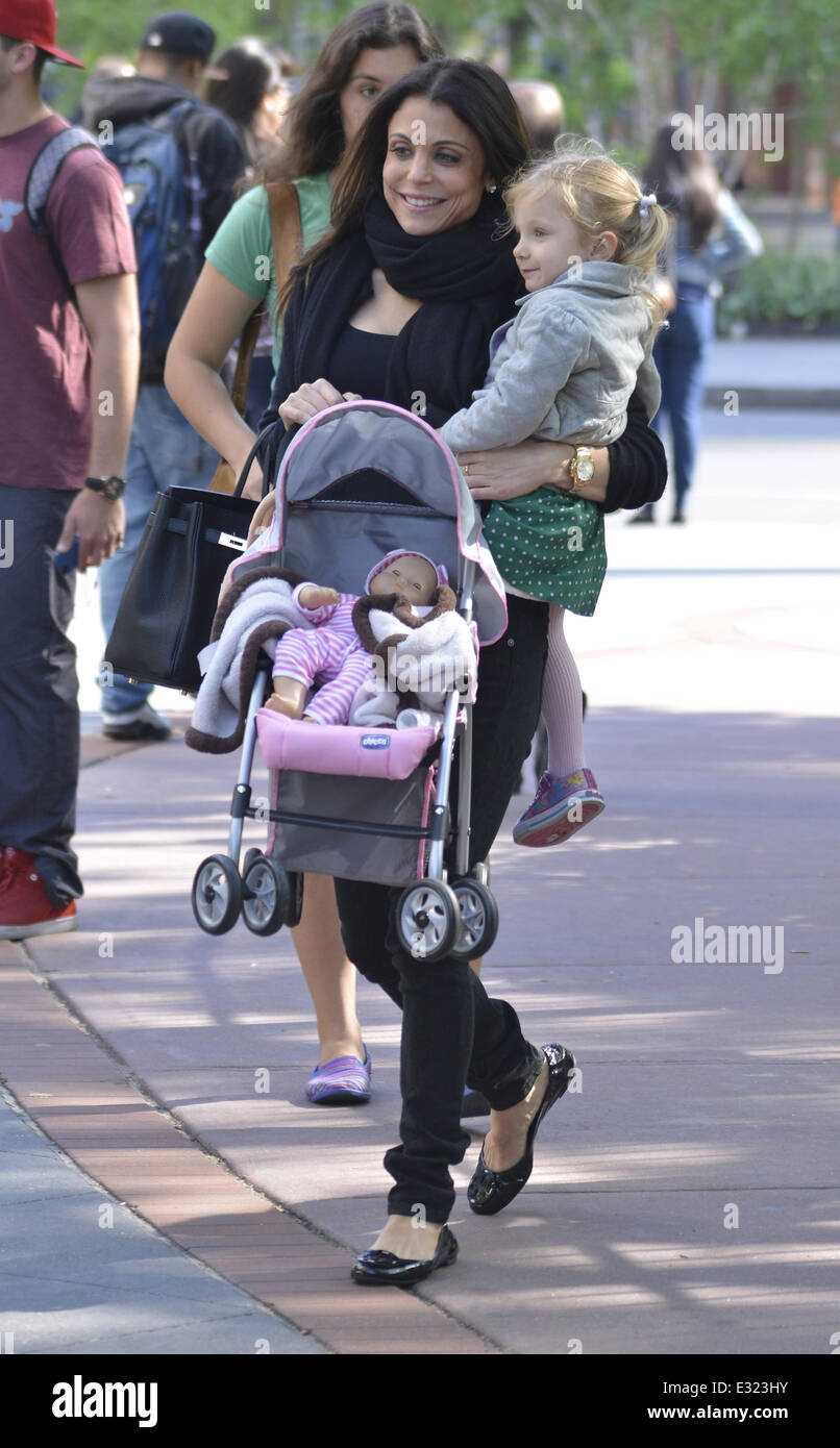 Bethenny Frankel takes her daughter Bryn Hoppy to the park and later go