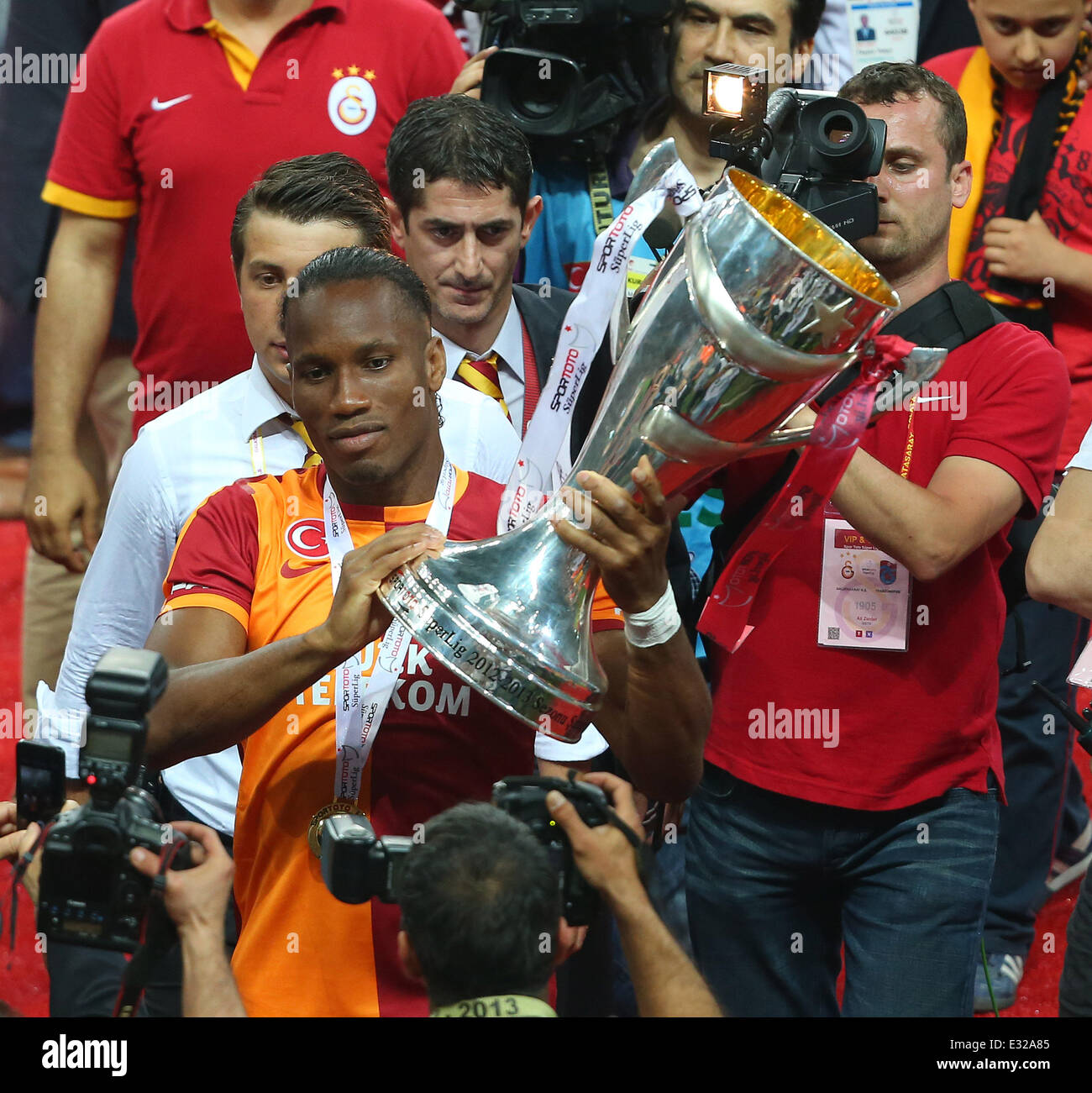 Galatasaray Players With The Championship Trophy Celebrate Winning galatasaray-players-with-the-championship-trophy-celebrate-winning