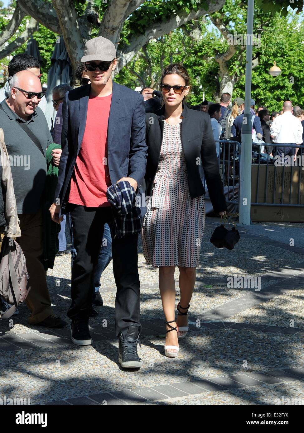 Rachel Bilson and her boyfriend Hayden Christensen go for a walk to the Croisette in Cannes as they go to the restaurant during the 66th Cannes Film Festival - Day 6  Featuring: Rachel Bilson,Hayden Christensen Where: Cannes , Italy When: 20 May 2013 Stock Photo