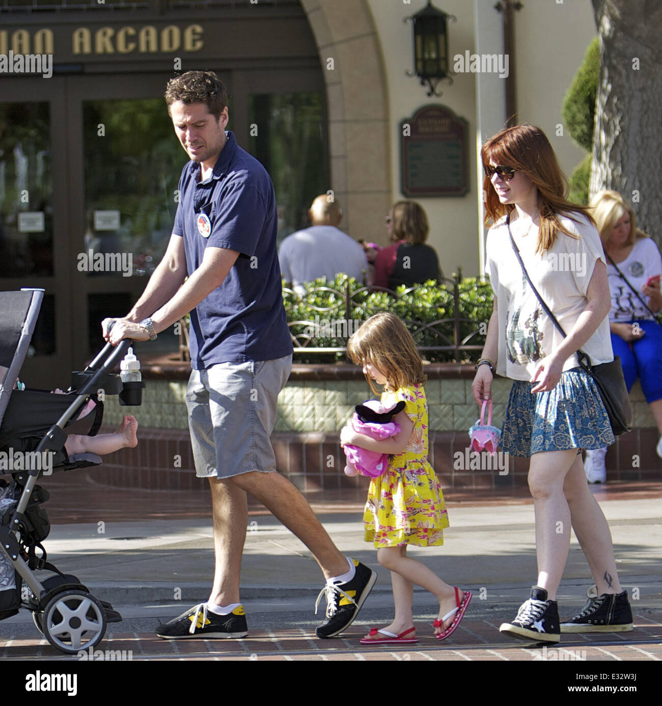 Alyson Hannigan and her family celebrate her daughter Keeva's first(02)