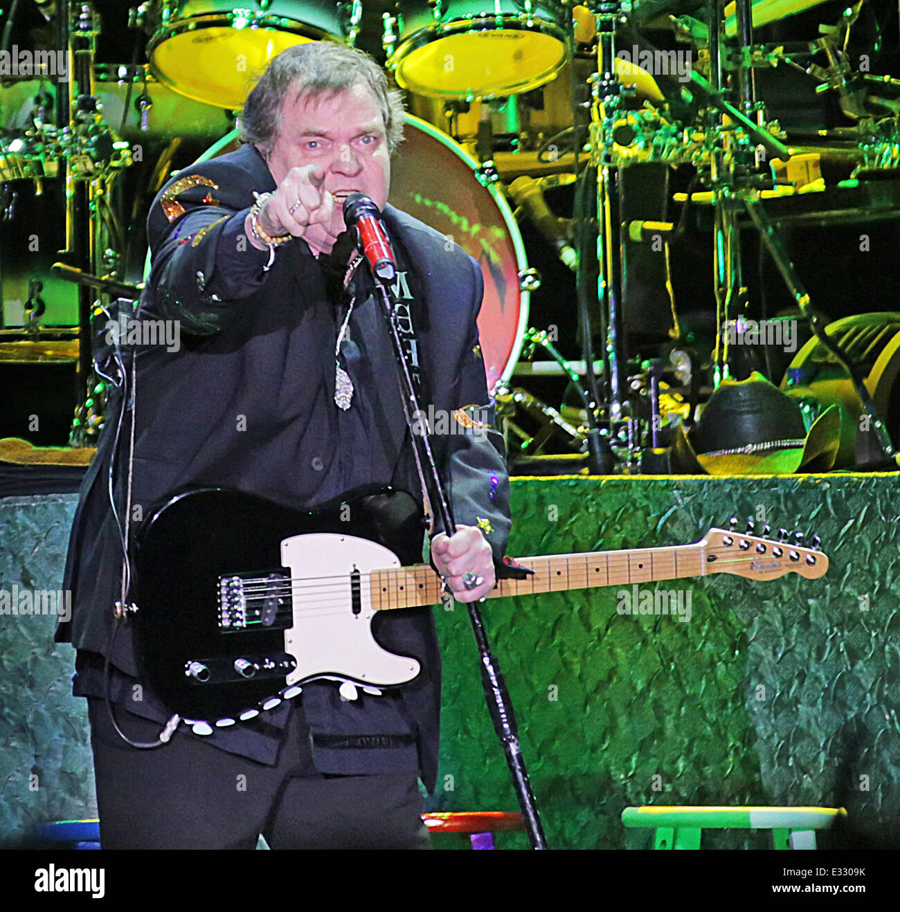 Meat Loaf performs live on the final night of his 'Last At Bat' tour