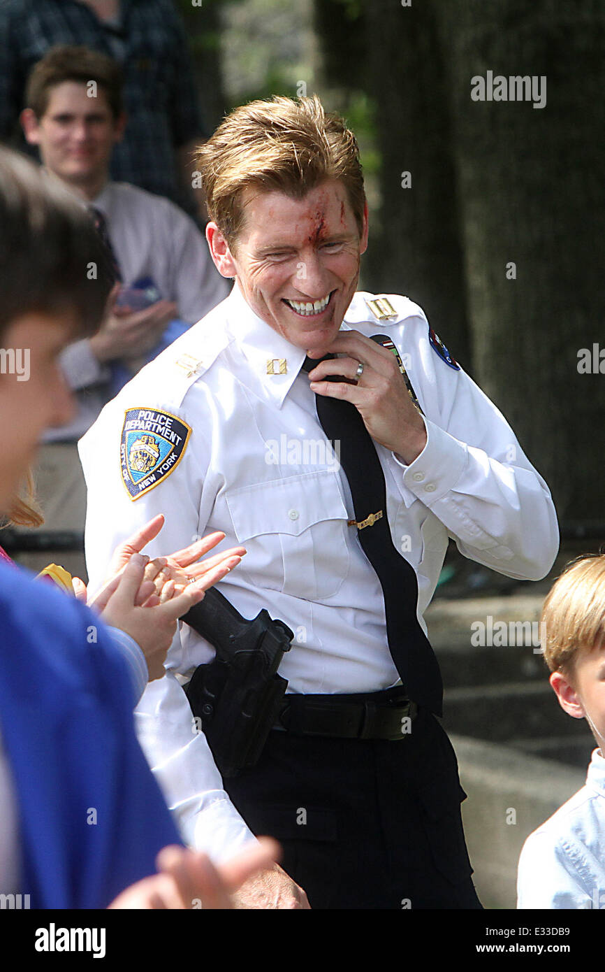 Actors on the set of 'The Amazing Spiderman 2' in New York City Featuring: Denis  Leary Where: New York, New York, United States When: 02 Jun 2013 Stock  Photo - Alamy