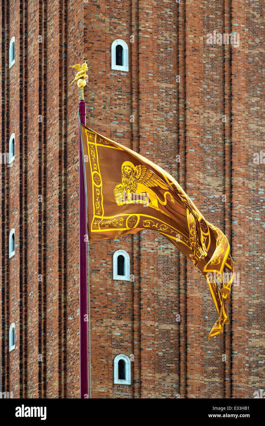 Flag of Venice on square San Marco Stock Photo Alamy