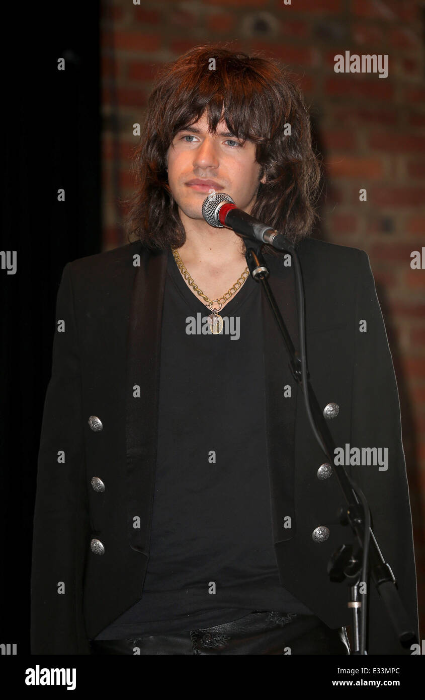 The Band Perry holds a 'Fans Perry' press conference at Mercy Lounge in ...