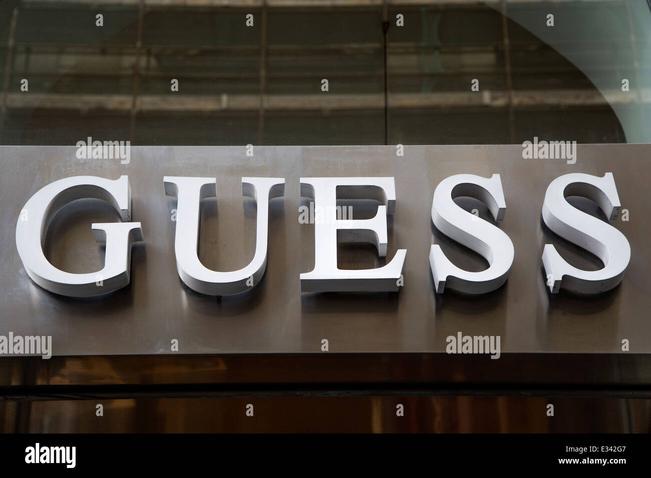 Guess icon hi-res stock photography and images - Alamy