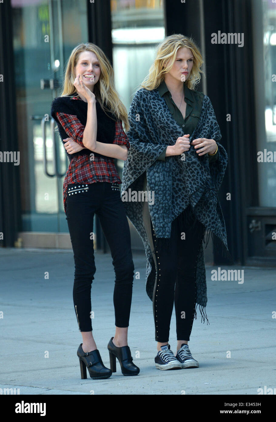 Keith Richards' daughters Theodora and Alexandra spotted doing a