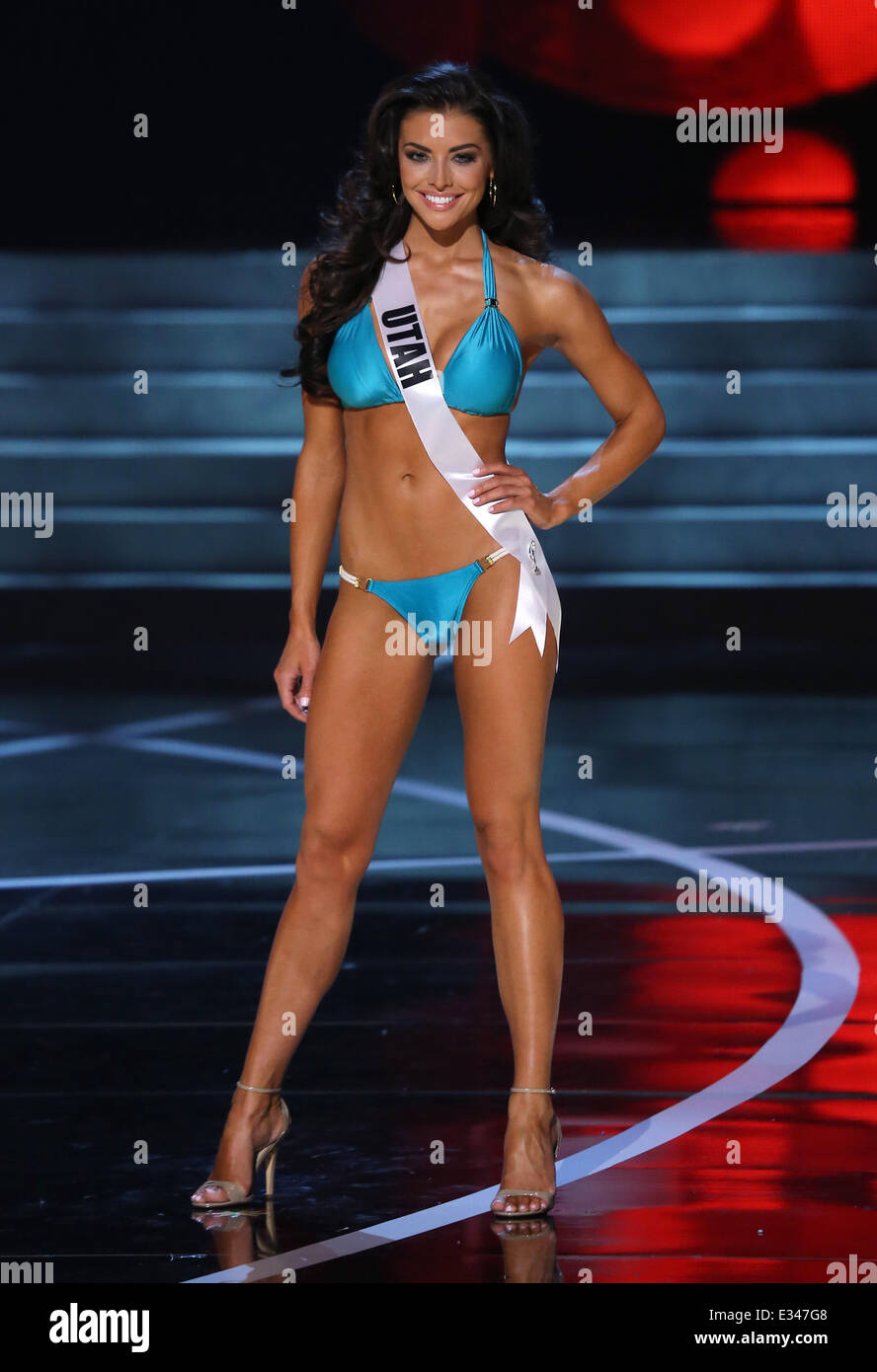 Фото на море девушки. Латинки в бикини. Латинки в бикини. Latino bikini. Фото на море девушки.