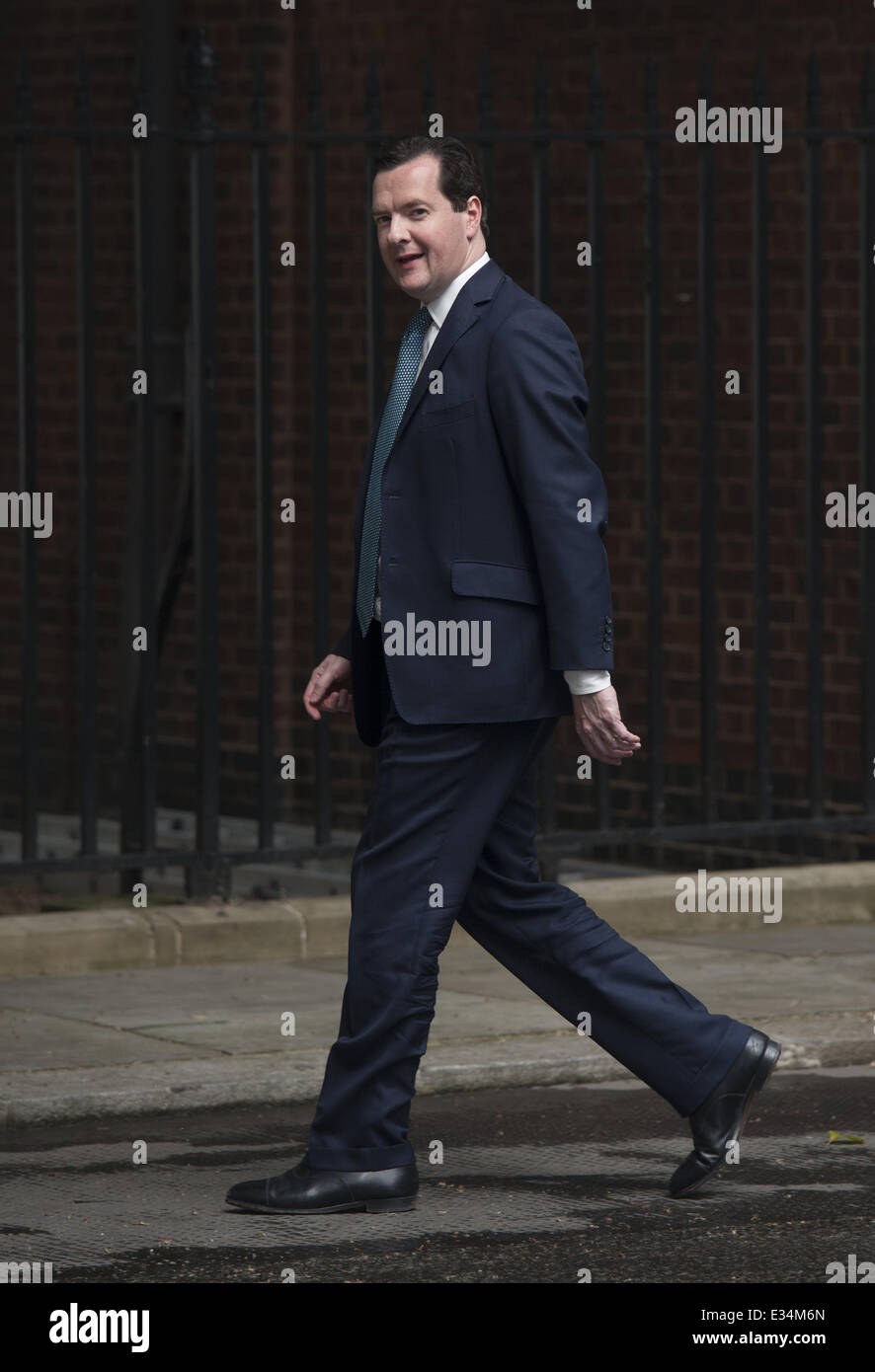 Politicians leaving 10 Downing Street to attend Prime Minister's