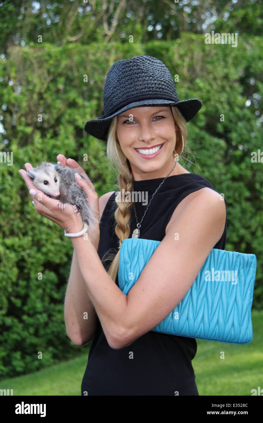 Get Wild Event benefiting Evelyn Alexander Wildlife in the Hamptons  Featuring: Beth Ostrosky Stern Where: Southampton, NY, United States When: 22 Jun 2013 Stock Photo