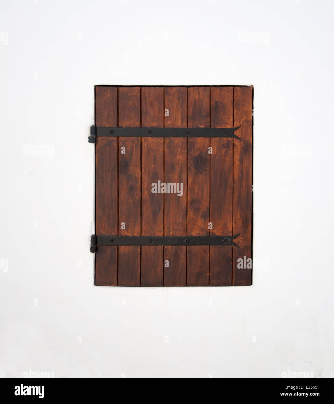 Shutter closed hires stock photography and images Alamy