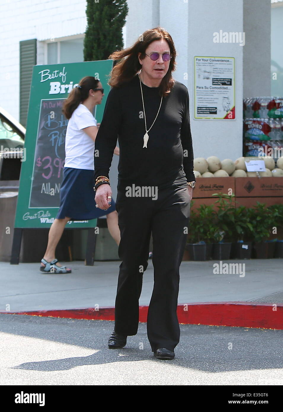 ozzy osbourne leaves united states