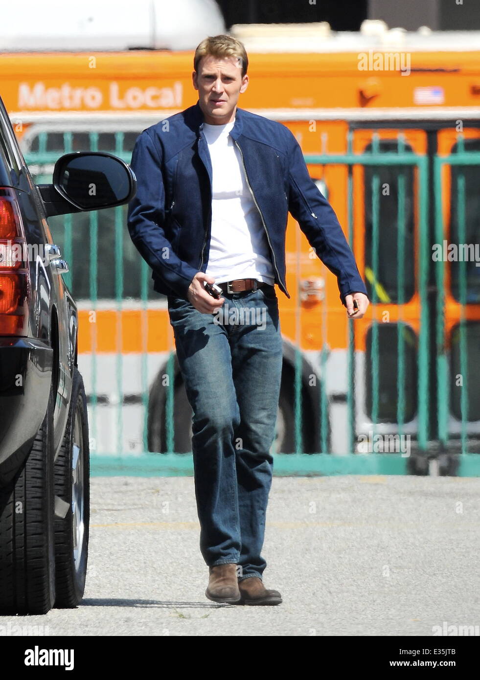 Actor Chris Evans arriving on the set of 'Captain America 2' filming in  downtown Los Angeles. Featuring: Chris Evans Where: Los Angeles, CA, United  States When: 02 Jul 2013 Stock Photo - Alamy