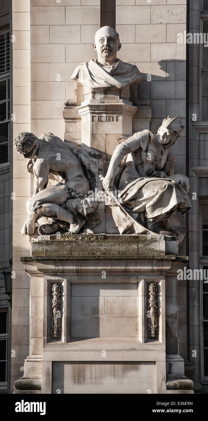 Alfred Beit memorial at the entrance to the Royal School of Mines, South Kensington, London. Stock Photo