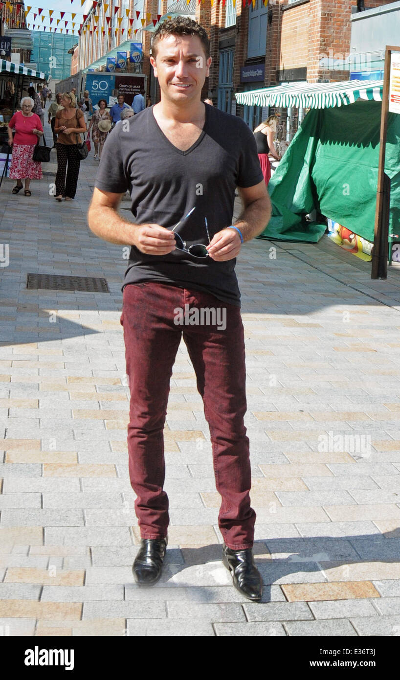 Celebrity Chef Gino D Acampo Attends The Gloucester Quays Food Festival   Celebrity Chef Gino Dacampo Attends The Gloucester Quays Food Festival E36T3J 