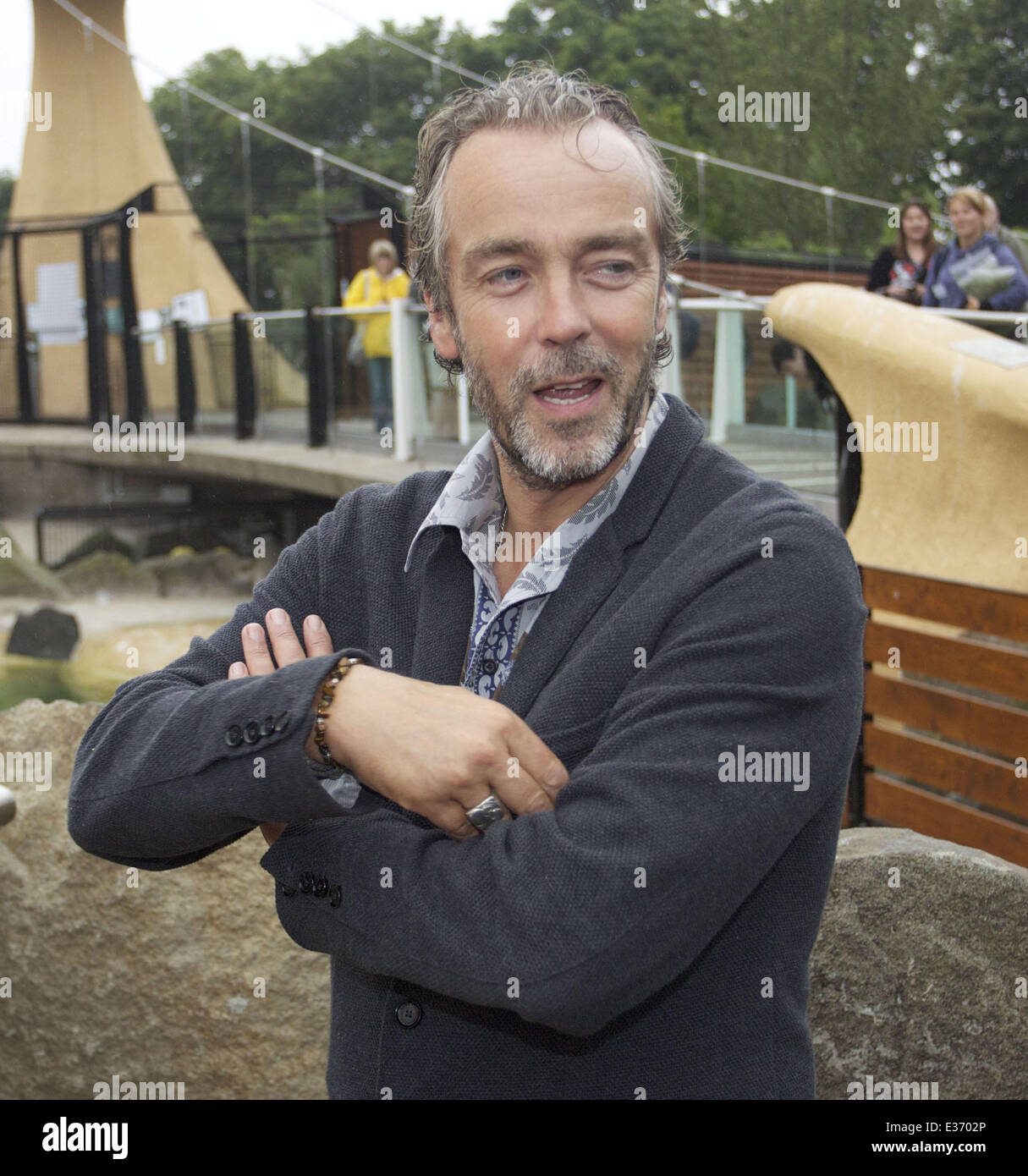 Actor John Hannah stopped by Edinburgh Zoo to celebrate the famous
