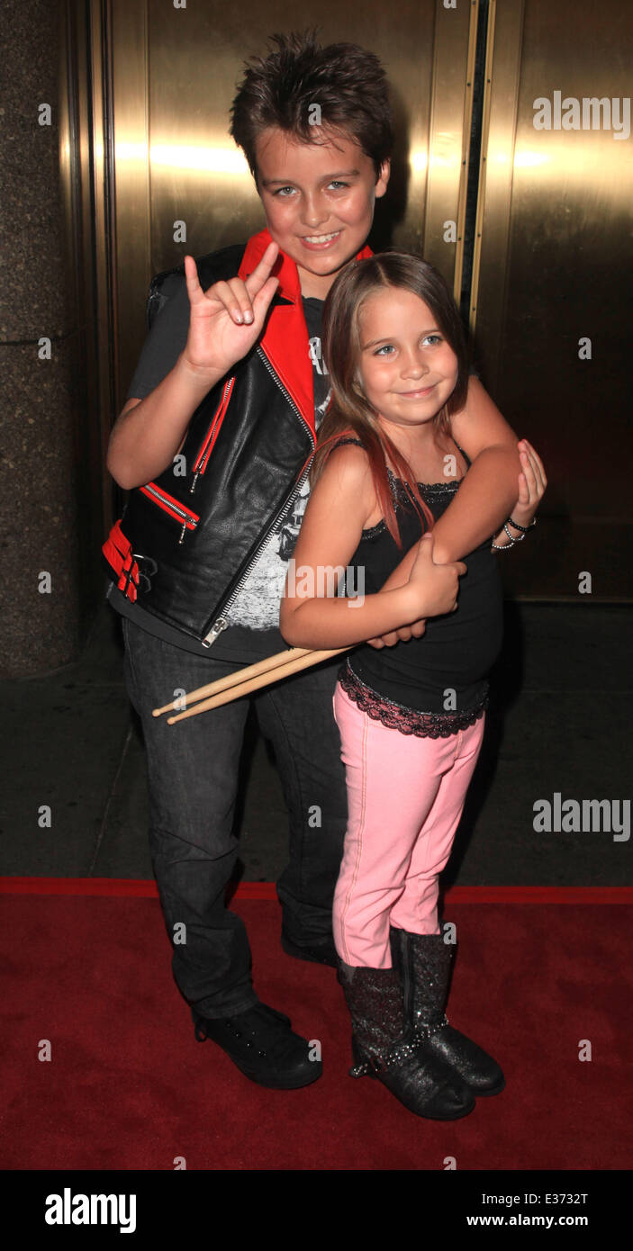 'Americas Got Talent' Season 8 PreShow Red Carpet Event Featuring Aaralyn,Izzy Where New York