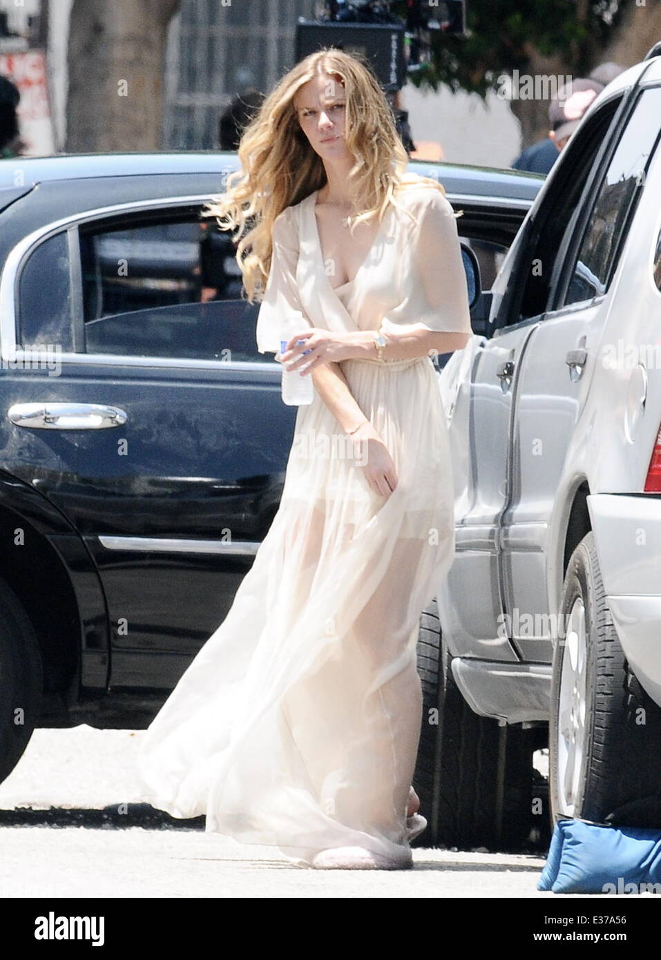 Actors Patrick Wilson and Brooklyn Decker filming on location of their