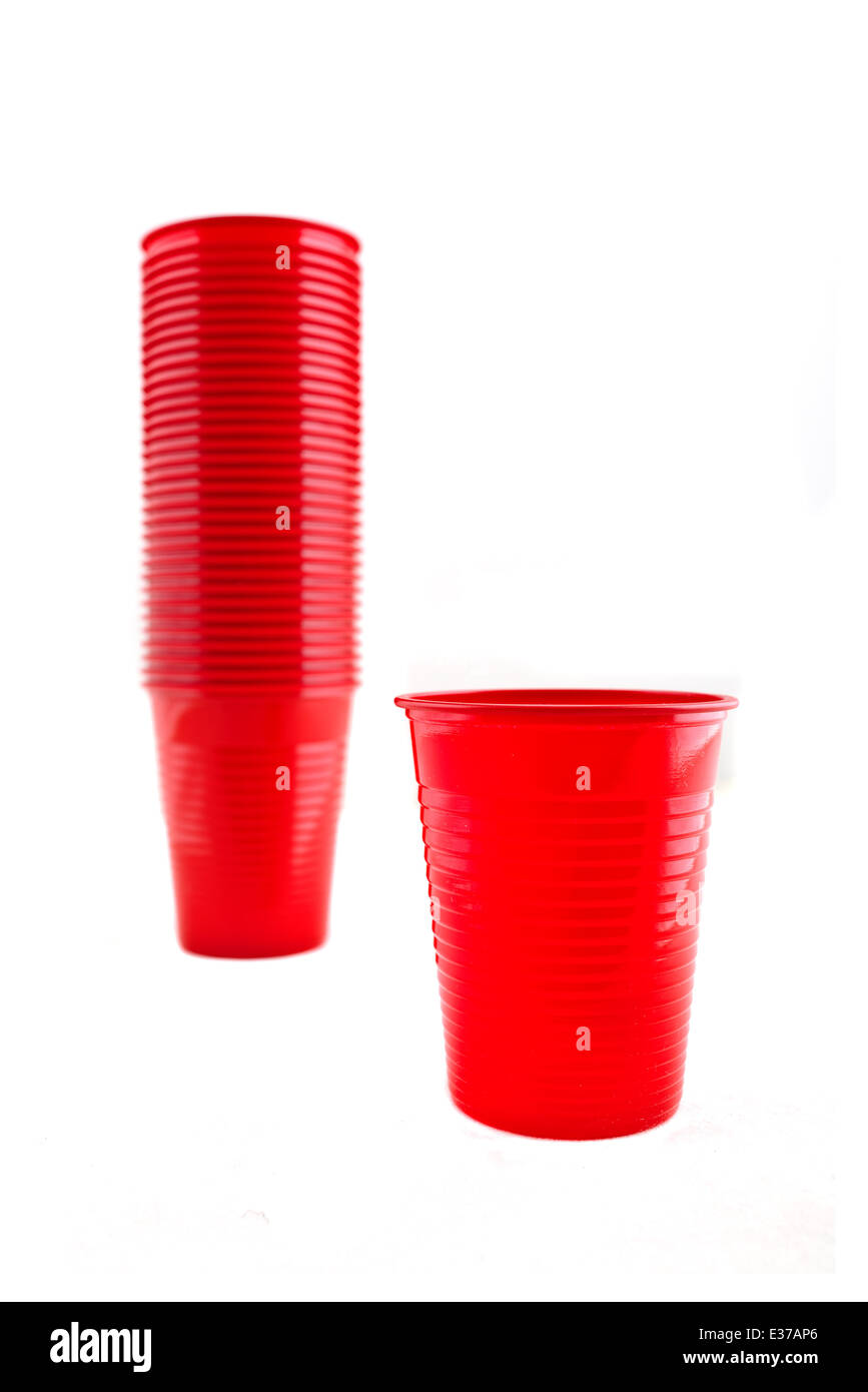 Red plastic cups photography and images - Alamy