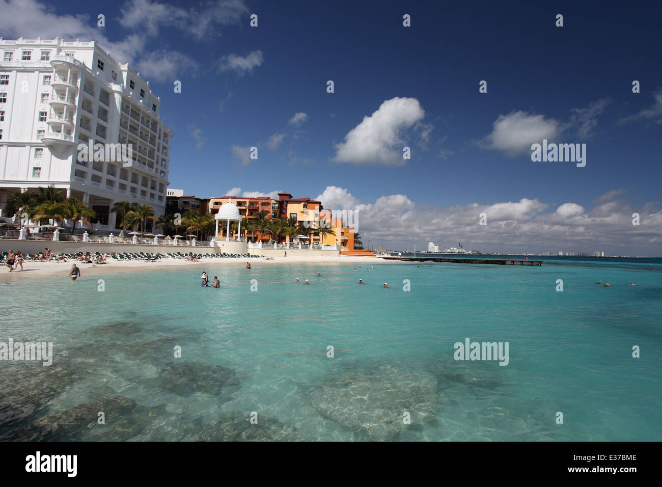 Hotel Riu Palace Las Americas, Cancun, Yucatan Peninsula, Mexico Stock Photo