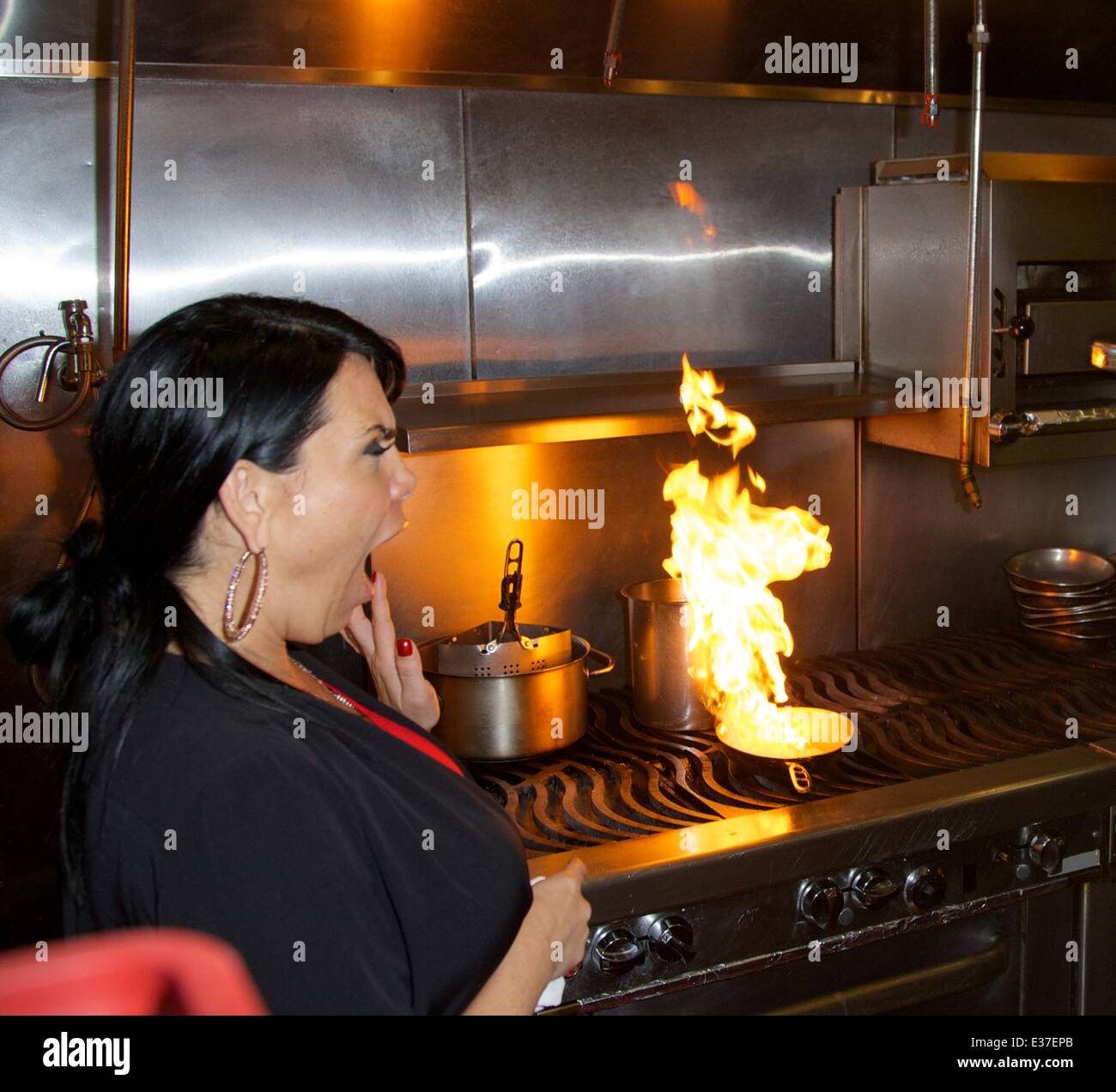 'Mob Wives' stars Renee Graziano and Angela 'Big Ang' Raiola have ...
