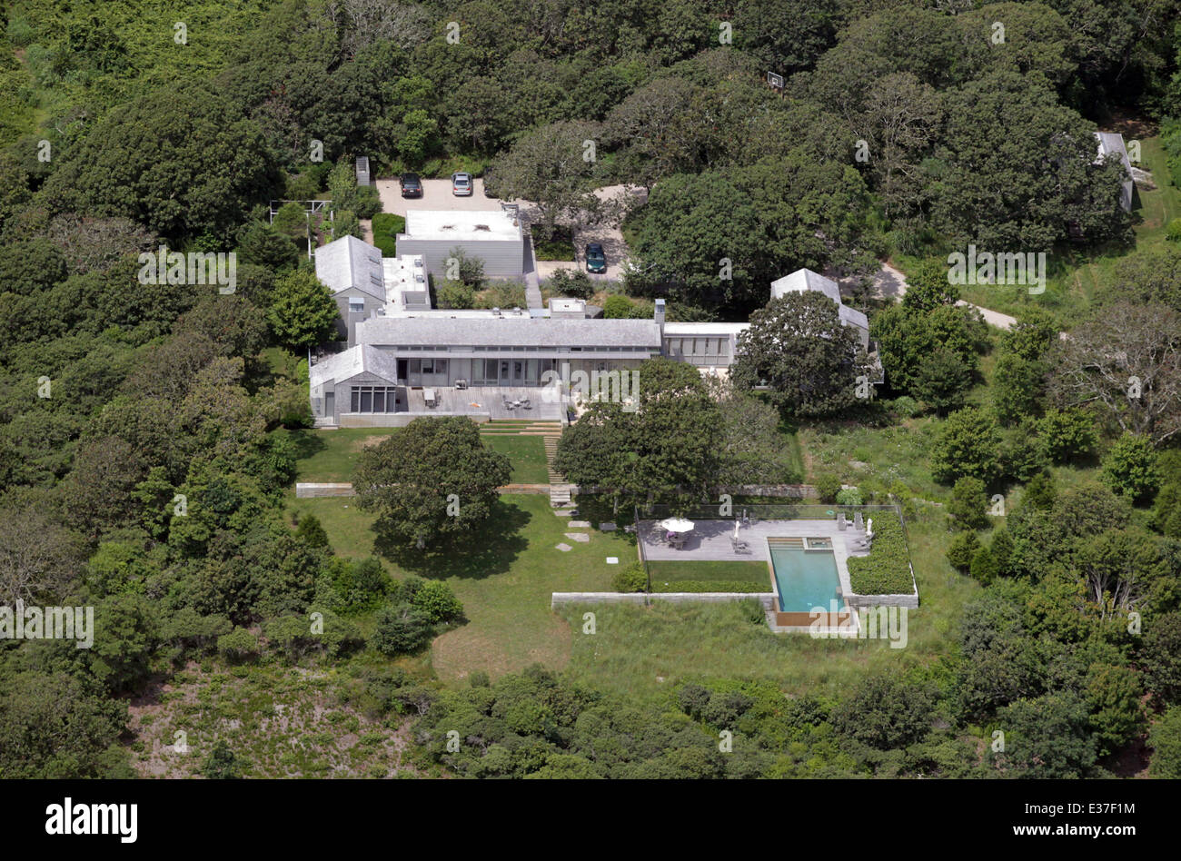 US President Barack Obama has rented this vacation home on Martha's Vineyard for a ten day vacation.  The home is owned by an Obama donor and corporate financier David Schulte.  Where: Chilmark, MA, United States When: 29 Jul 2013 Stock Photo