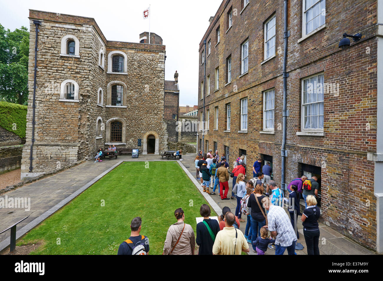 The Jewel Tower Abingdon Street Westminster London UK Stock Photo Alamy