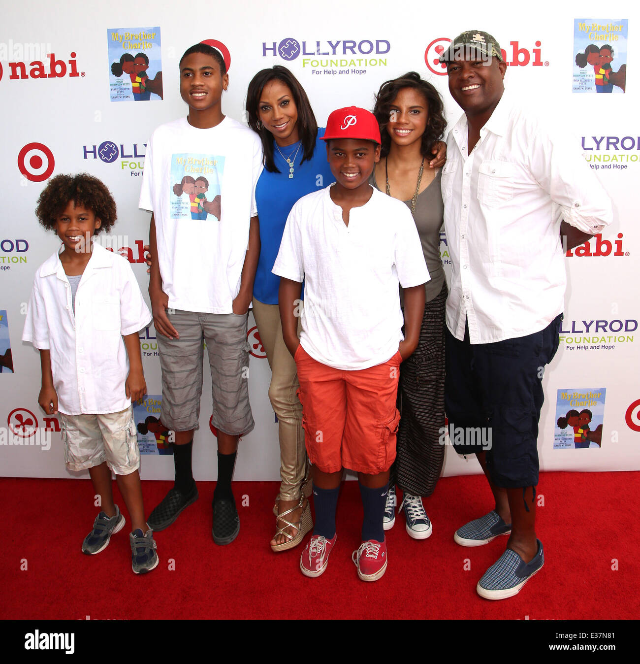 Fuhu's nabi Inspire Presents HollyRod Foundation's 4th Annual 