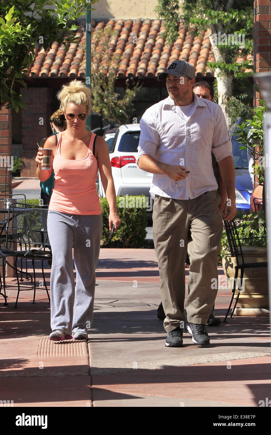 Britney Spears And Her Boyfriend David Lucado Pictured Going For Coffee Britney Spears And Her Boyfriend David Lucado Pictured Going For Coffee