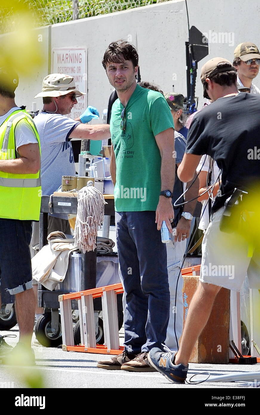 Zach Braff on the set of 'Wish I Was Here' filming in Los Angeles ...