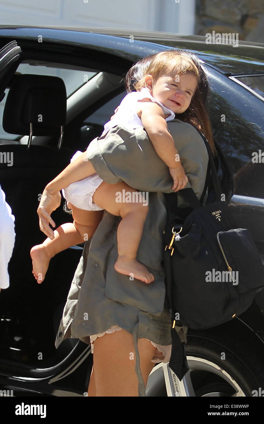 Baby penelope hi-res stock photography and images - Alamy, image size:866x1390