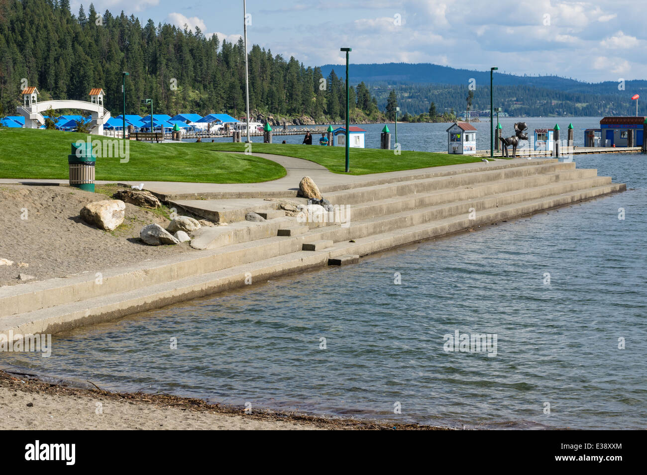 Park and concrete steps into Lake Coeur d'Alene. Coeur d'Alene, Idaho