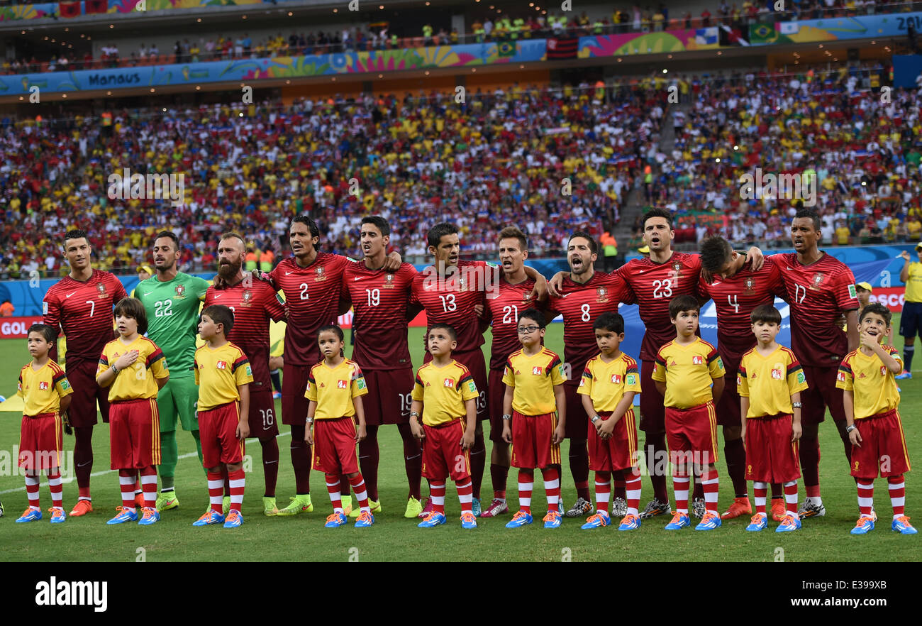 Manaus, Brazil. 22nd June, 2014. (L-R) Cristiano Ronaldo, goalkeeper Beto, Raul Meireles, Bruno Alves, André Almeida, Ricardo Costa, Joao Pereira, Joao Moutinho, Helder Postiga, Miguel Veloso, Nani of Portugal seen during the national anthem prior to the FIFA World Cup 2014 group G preliminary round match between the USA and Portugal at the Arena Amazonia Stadium in Manaus, Brazil, 22 June 2014. Photo: Marius Becker/dpa/Alamy Live News Stock Photo