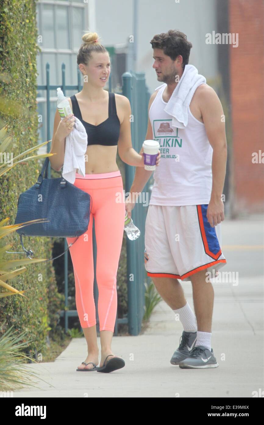 Whitney Port and Tim Rosenman leaving a Spinning classes at YAS Abbot  Kinney in Venice Beach Featuring: Whitney Port,Tim Rosenm Stock Photo -  Alamy