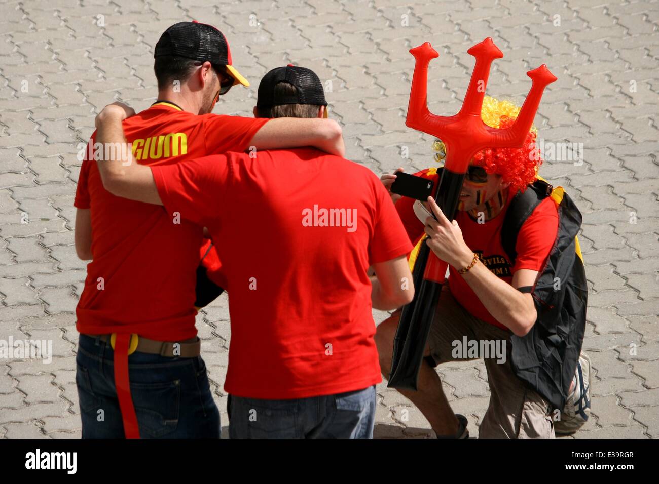 Rio de Janeiro, Brazil. 22nd June, 2014. 2014 FIFA World Cup Brazil. Belgian fans arriving at Maracanã to watch the match between Belgium and Russia. Belgium won 1-0, thus qualifying for the round of 16. Rio de Janeiro, Brazil, 22nd June, 2014. Credit:  Maria Adelaide Silva/Alamy Live News Stock Photo