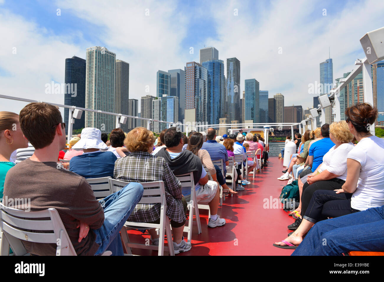 chicago river cruise tours
