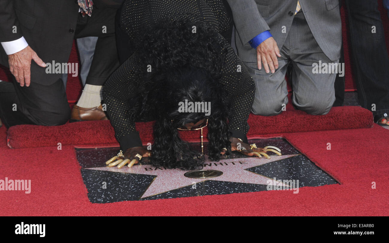 Barry white hi-res stock photography and images - Alamy