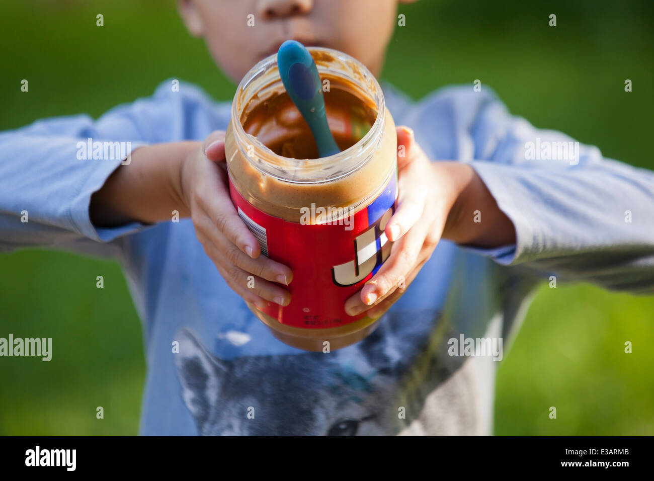 Jif peanut butter hires stock photography and images Alamy