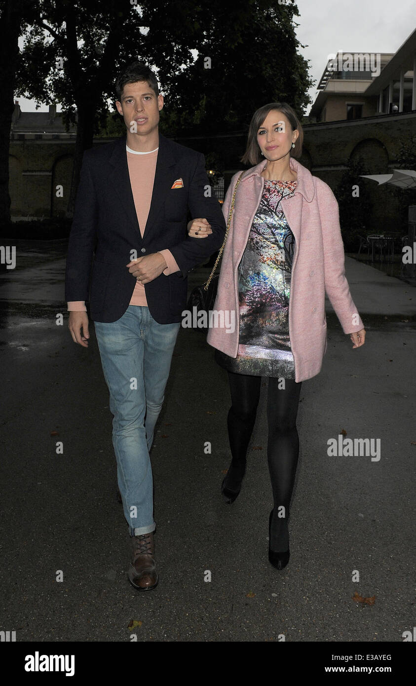 Katherine kelly and ryan clark hi-res stock photography and images - Alamy