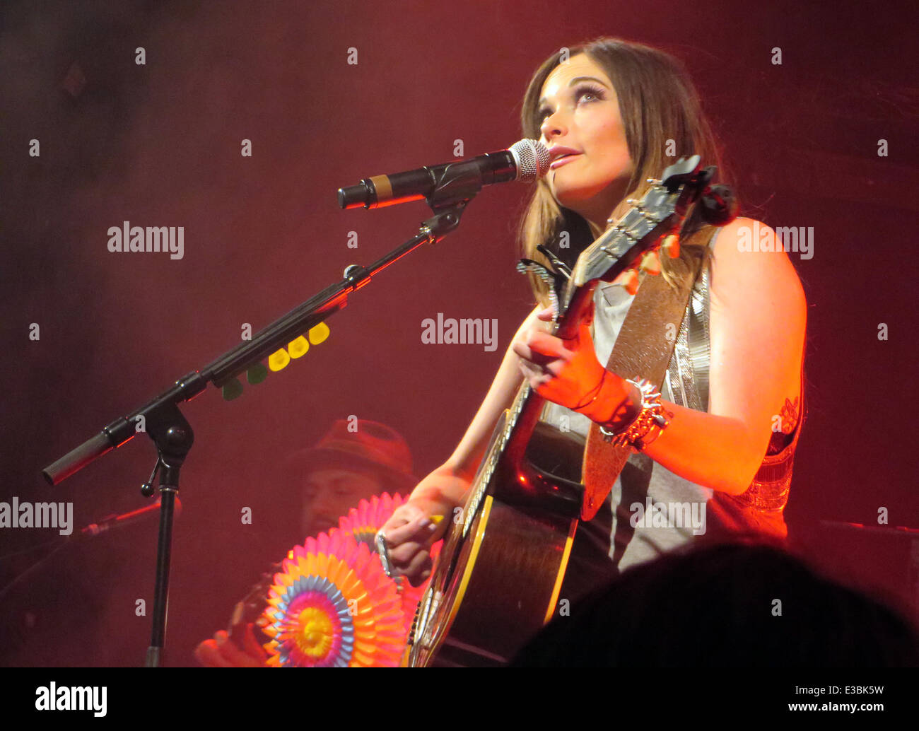 Kacey Musgraves kicks off her 'Same Trailer Different Park' tour to a