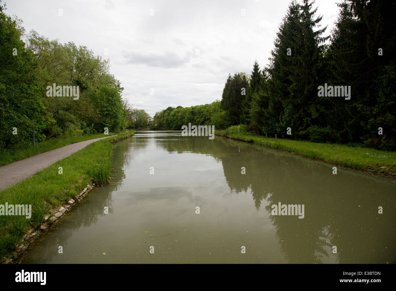 Canal de l'Est along the French river Moselle, Charmes, Lorraine, Vosges, France Stock Photo