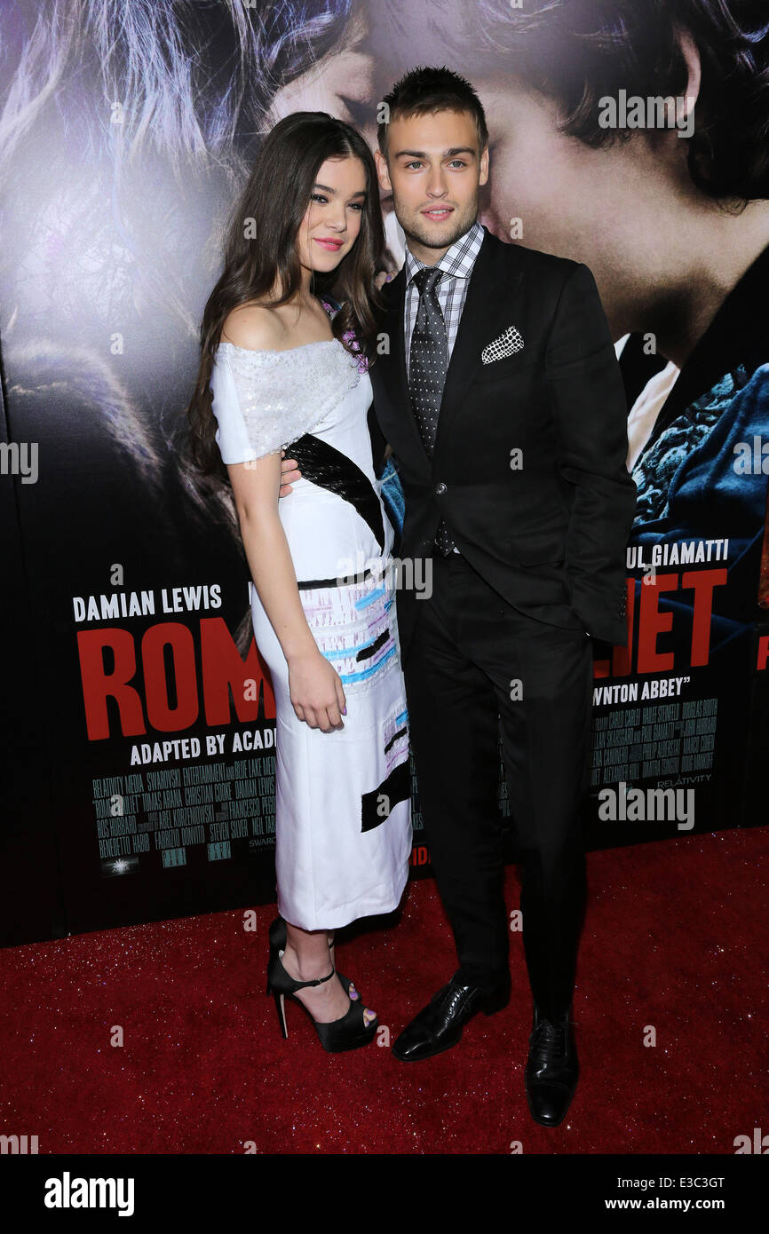 Premiere Of Relativity Media's 'Romeo and Juliet' Held at ArcLight Cinemas  Featuring: Hailee Steinfeld,Douglas Booth Where: Hollywood, California, United States When: 25 Sep 2013 Stock Photo