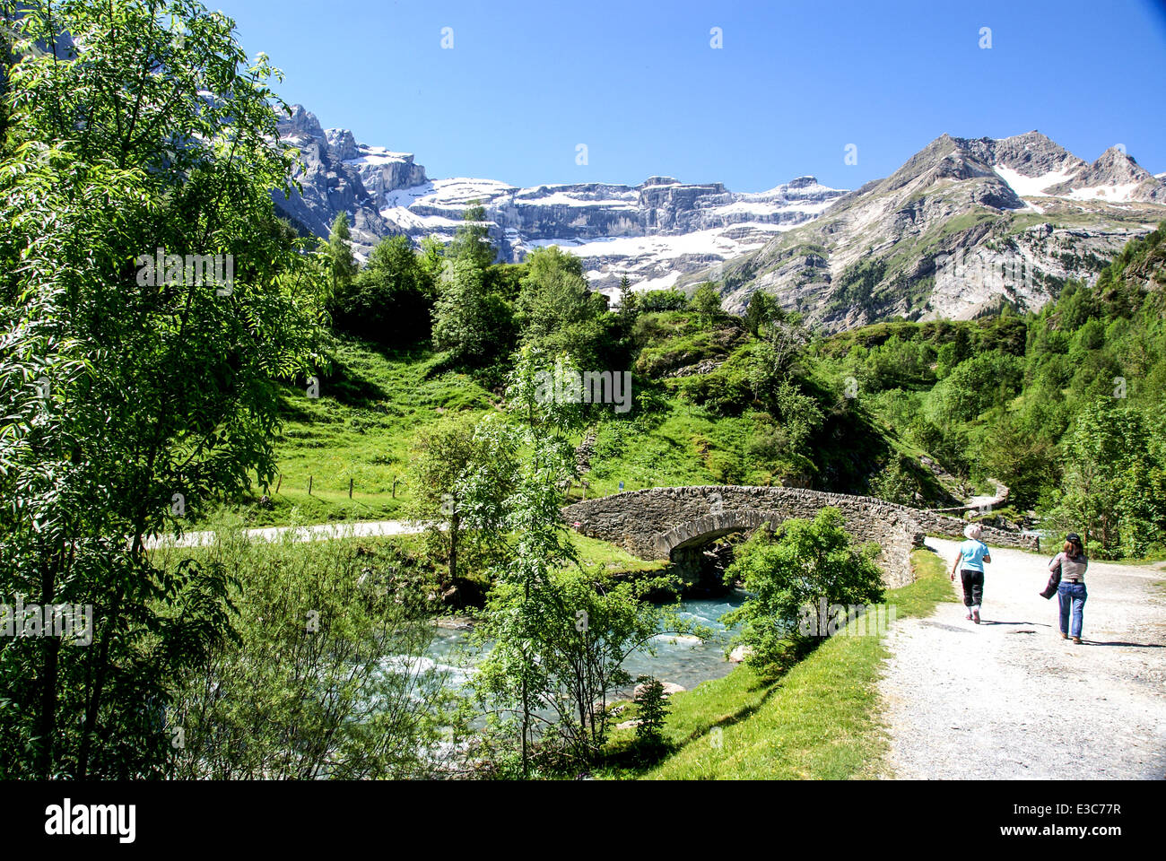 Pyrenees Ranges Victoria Mountain scenery mountain landscapes hi-res stock photography and ...