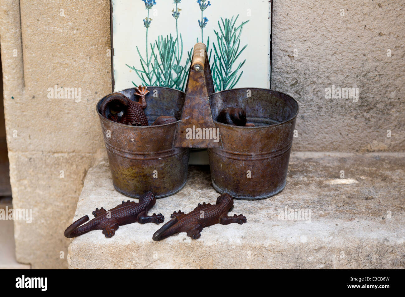 Flower Pot in Les Beaux, Provence, France Stock Photo Alamy