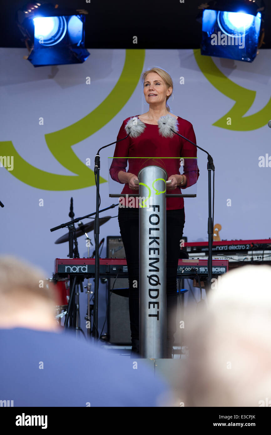 Helle Thorning-Schmidt, Danmark's statsminister taler til abningen af Folkemødet 2014 Stock Photo